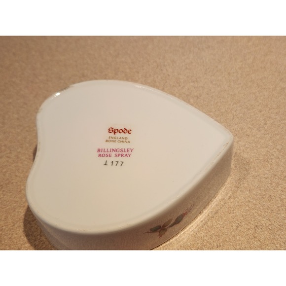 Spode Billingsley Rose Spray Jewelry Trinket Box Bone China Heart Shaped England - Picture 15 of 16